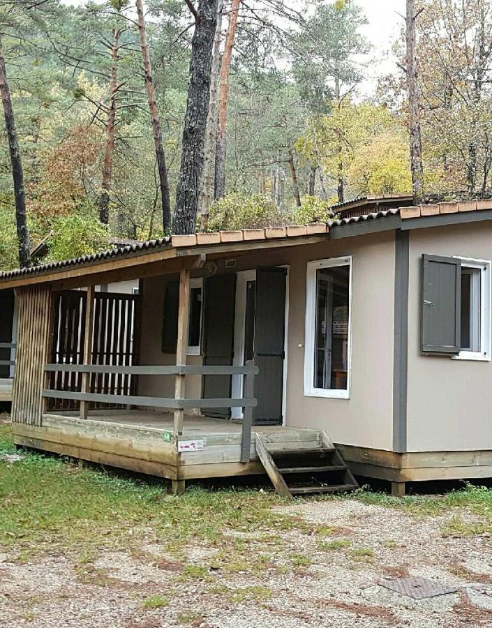 Camping Du Lac Сен-Жулиен-дю-Вердон Екстериор снимка