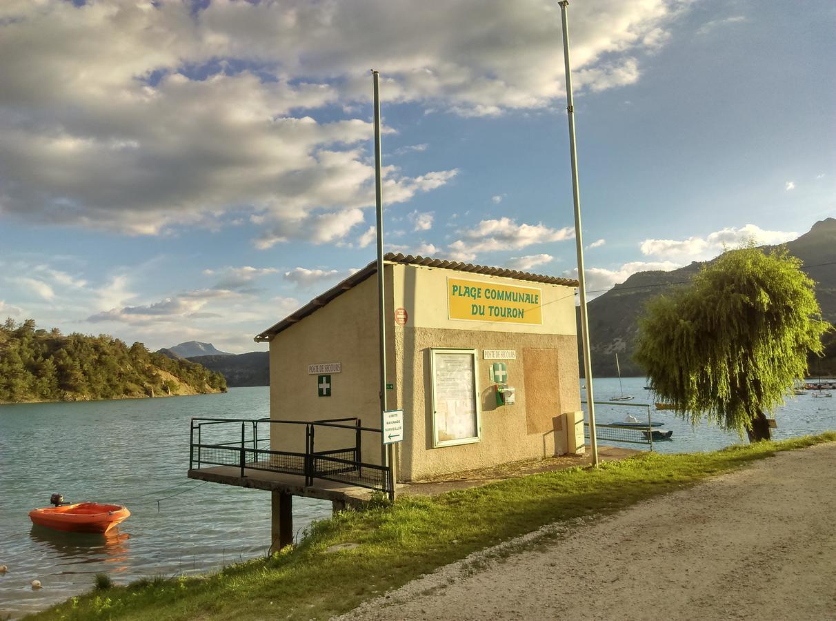 Camping Du Lac Сен-Жулиен-дю-Вердон Екстериор снимка